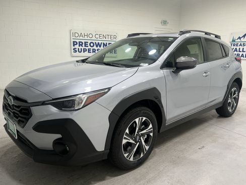 Certified 2025 Subaru Crosstrek 2.0i Premium AWD/4WD image 4