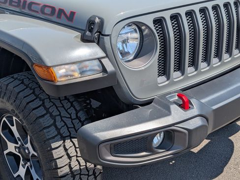 Used 2021 Jeep Wrangler Unlimited Rubicon AWD/4WD image 11