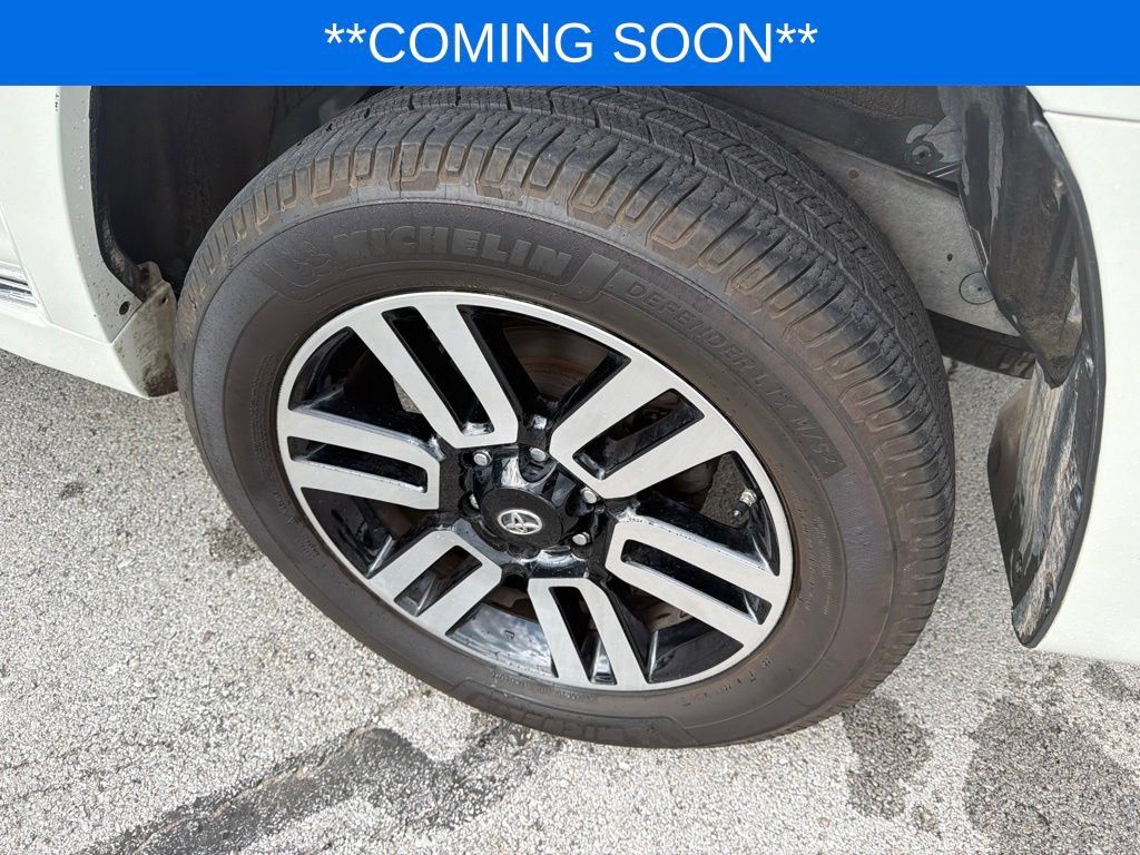 Used 2019 Toyota 4Runner Limited AWD/4WD image 19