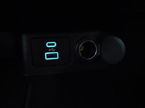 Used 2021 Ford Escape SEL image 25