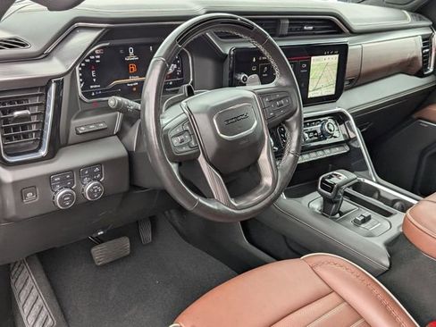 Used 2024 GMC Sierra 1500 Denali Ultimate AWD/4WD image 2