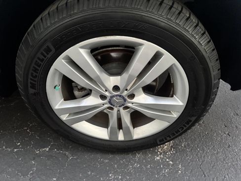 Used 2015 Mercedes-Benz ML 350 4MATIC w/ Premium 1 Package image 37