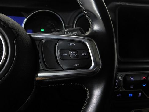 Used 2022 Jeep Wrangler Unlimited Rubicon 4xe w/ Dual Top Group image 48