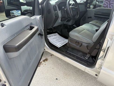 Used 2012 Ford F250 XL w/ XL Value Pkg image 19