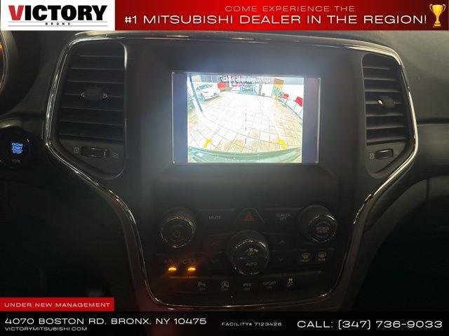 Used 2021 Jeep Grand Cherokee Laredo AWD/4WD image 42