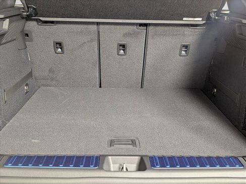 New 2026 Porsche Macan 4S Electric image 20