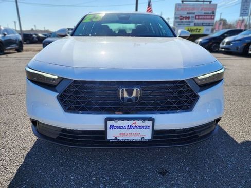 Used 2025 Honda Accord LX image 8