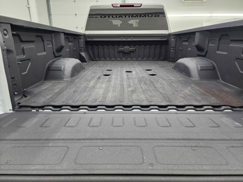 Used 2024 Chevrolet Silverado 3500 LT w/ Convenience Package image 29