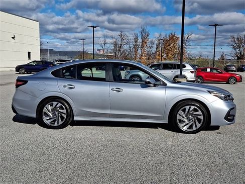 Certified 2025 Subaru Legacy Limited image 10