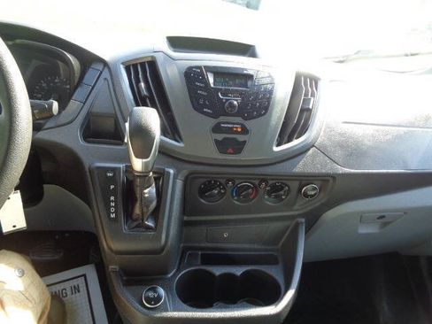Used 2019 Ford Transit 250 130 Low Roof RWD image 16