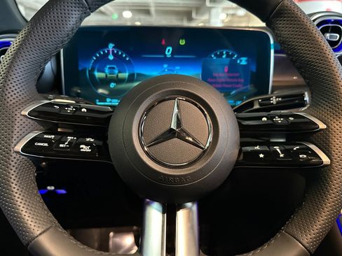 New 2026 Mercedes-Benz GLC 300 image 23