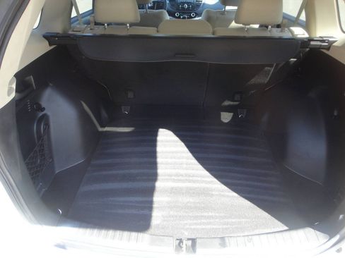 Used 2016 Honda CR-V SE image 12