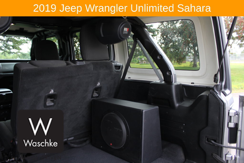 Used 2019 Jeep Wrangler Unlimited Sahara AWD/4WD image 15