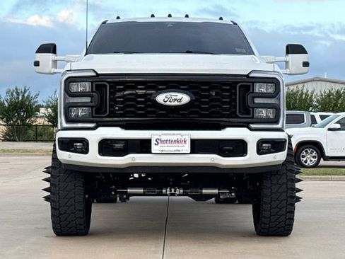 Used 2024 Ford F350 Lariat w/ Lariat Ultimate Package AWD/4WD image 2