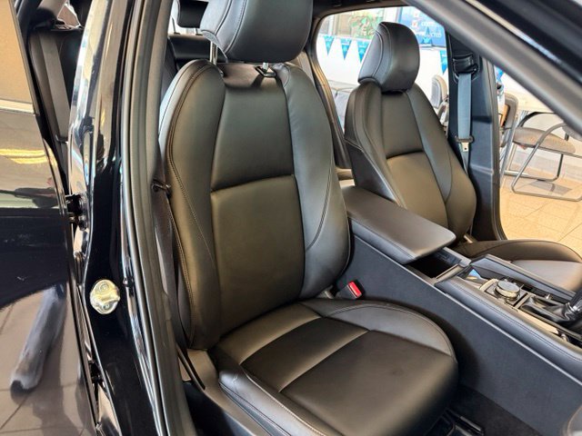 Used 2023 MAZDA MAZDA3 s FWD image 25