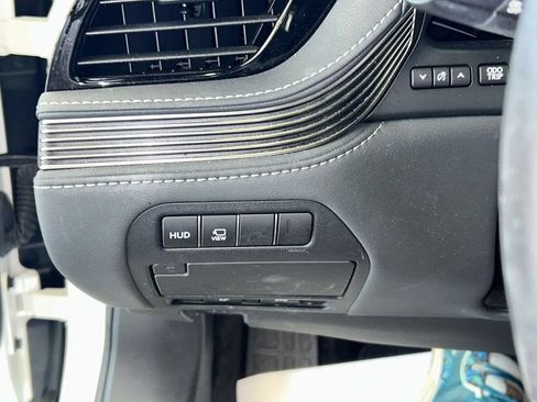 Used 2022 Lexus LS 500 w/ Interior Upgrade Package RWD image 20