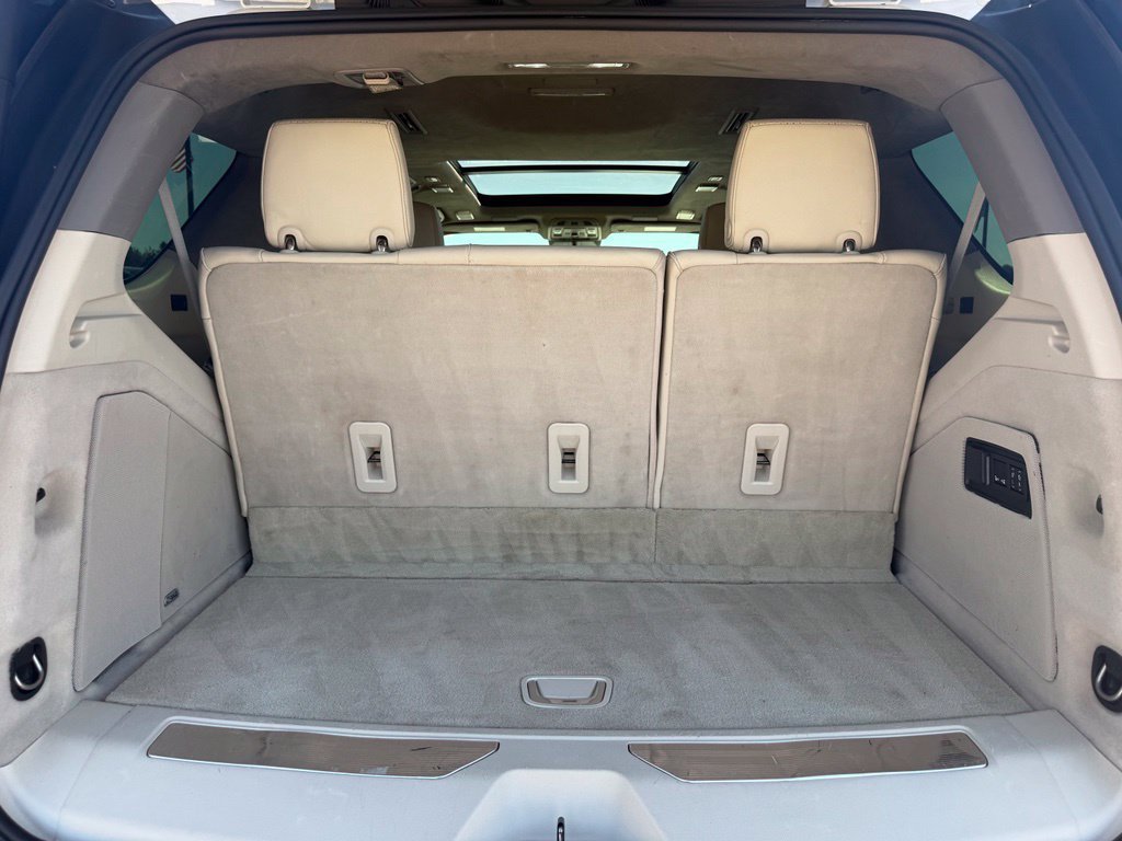 Used 2021 Cadillac Escalade Premium Luxury Platinum AWD/4WD image 24