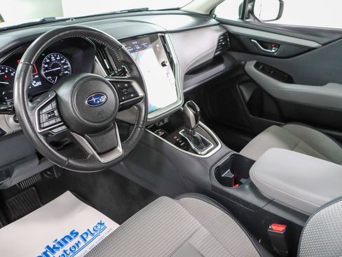 Used 2024 Subaru Outback Premium AWD/4WD image 24