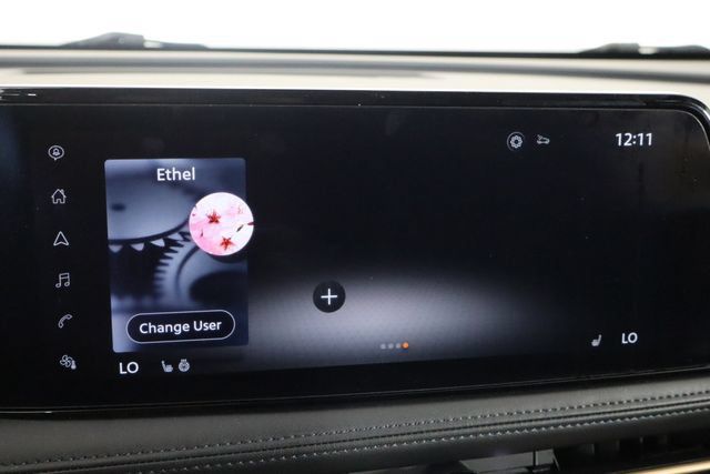 Used 2023 Nissan Ariya AWD image 34