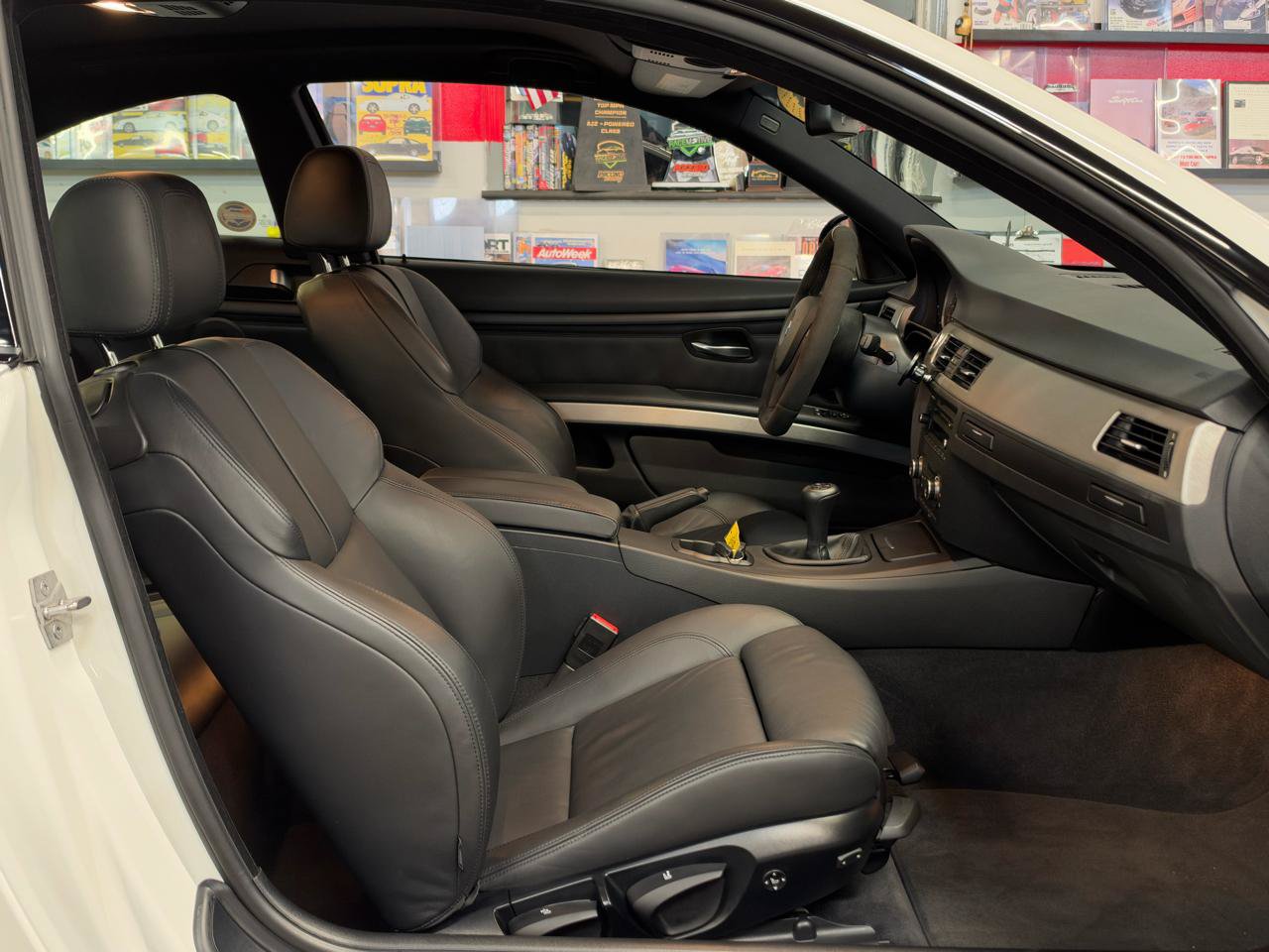 Used 2011 BMW M3 Coupe RWD image 25