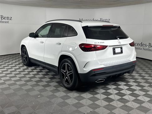Certified 2024 Mercedes-Benz GLA 250 image 5