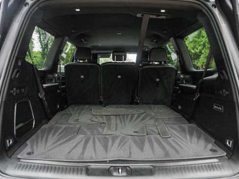 Used 2022 Jeep Wagoneer Series III image 10