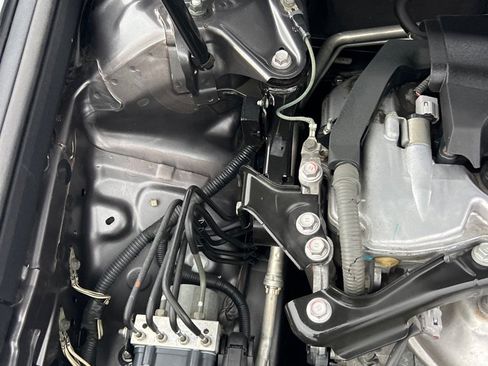 Used 2013 Toyota Camry LE image 36