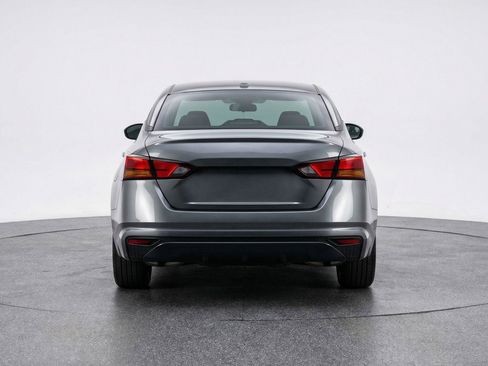 Used 2025 Nissan Altima 2.5 SV image 7