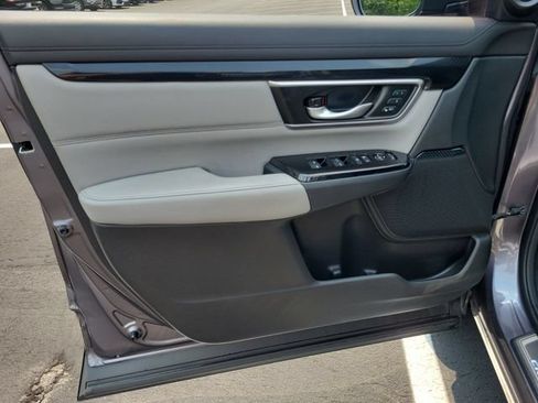 Used 2021 Honda CR-V Touring image 38