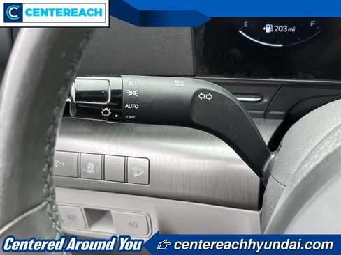 Used 2024 Hyundai Kona Limited AWD/4WD image 23