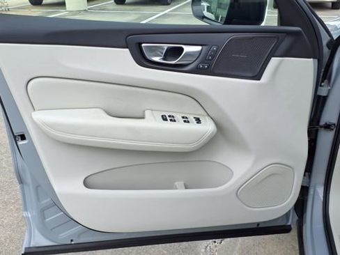 New 2026 Volvo XC60 B5 Ultra w/ Climate Package image 13