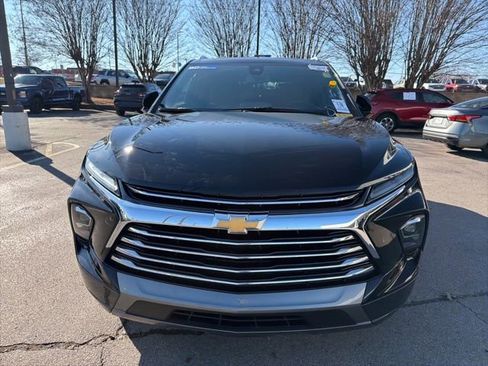 Used 2023 Chevrolet Blazer Premier w/ Enhanced Convenience Package image 9