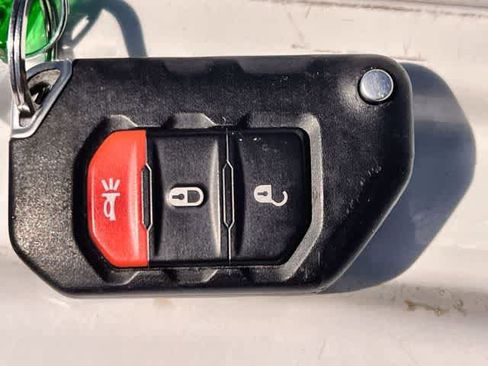 Used 2022 Jeep Gladiator Mojave w/ Trailer Tow Package image 21