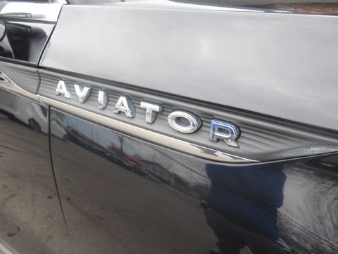 Used 2020 Lincoln Aviator Reserve w/ Equipment Group 202A AWD/4WD image 6