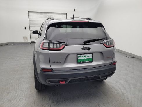 Used 2020 Jeep Cherokee Trailhawk w/ Cold Weather Group AWD/4WD image 6