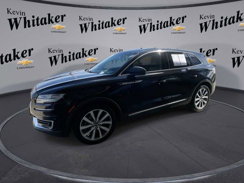 Used 2019 Lincoln Nautilus Select image 1