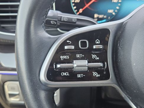 Used 2023 Mercedes-Benz GLS 450 4MATIC image 20