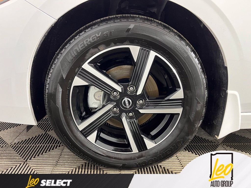 Used 2025 Nissan Sentra SV w/ All-Weather Package FWD image 28