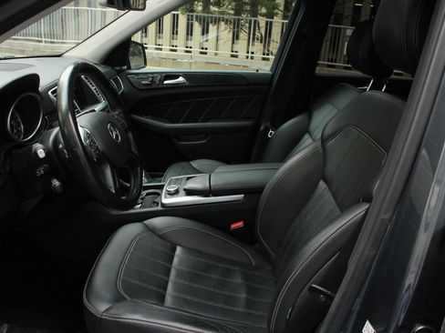 Used 2016 Mercedes-Benz GL 320 BlueTEC 4MATIC w/ Premium I Package image 14