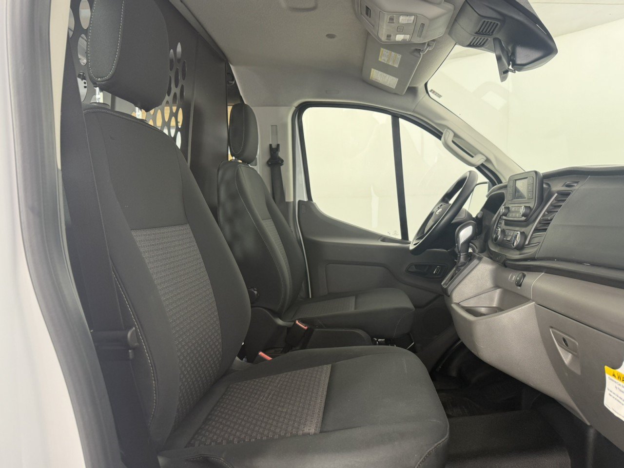 Used 2025 Ford Transit 250 Low Roof w/ Exterior Upgrade Package RWD image 10