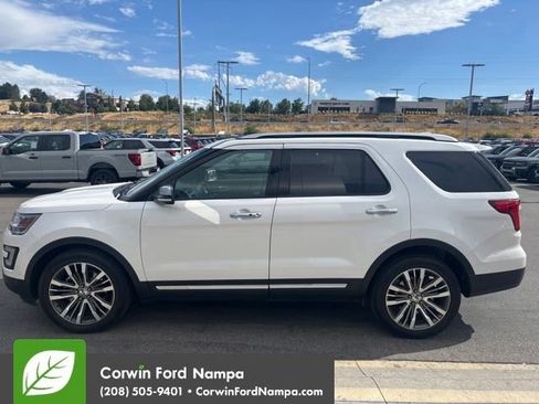Used 2017 Ford Explorer Platinum AWD/4WD image 19