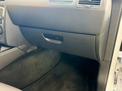 Used 2014 Dodge Challenger R/T image 34