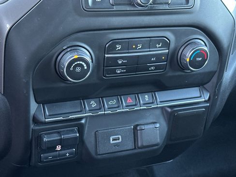 Used 2020 Chevrolet Silverado 1500 Custom Trail Boss w/ Custom Convenience Package image 19