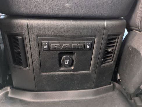 Used 2017 RAM 1500 Laramie w/ Convenience Group AWD/4WD image 37