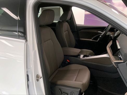 New 2025 Audi Q5 Premium Plus image 12