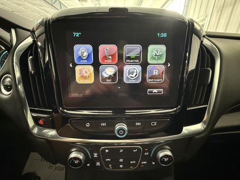Used 2018 Chevrolet Traverse LT AWD/4WD image 30