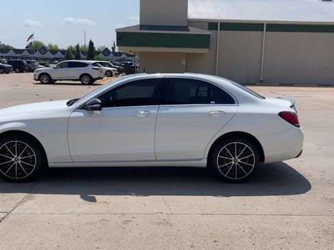 Used 2020 Mercedes-Benz C 300 4MATIC Sedan image 5