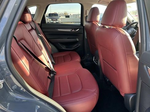 Certified 2021 MAZDA CX-5 Carbon Edition image 29