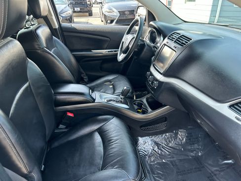 Used 2015 Dodge Journey SXT w/ Flexible Seating Group FWD image 26