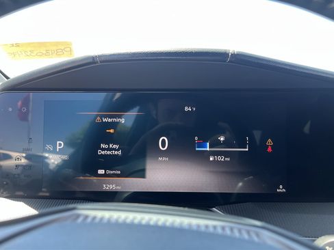 Used 2025 Nissan Murano SV FWD image 10